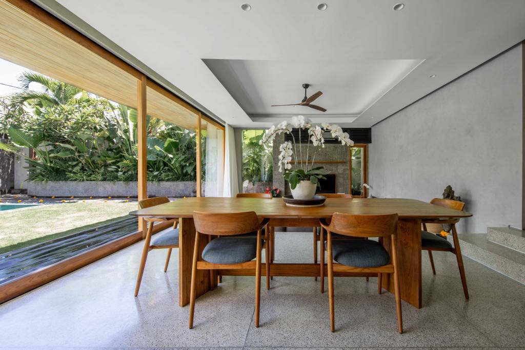 Villa Oasis, Batu Bolong