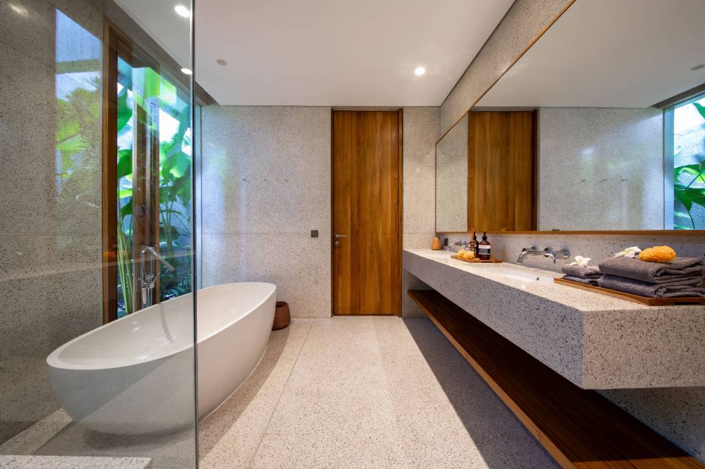 Villa Oasis, Batu Bolong
