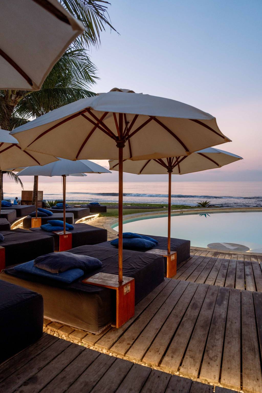 Komune Resort & Beach Club