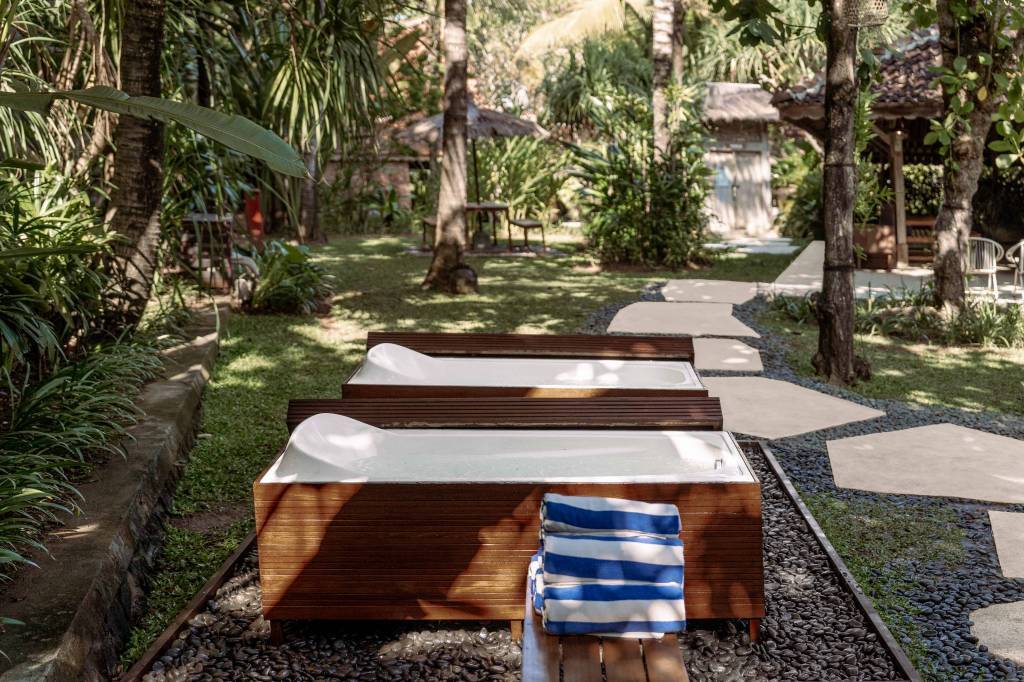 Komune Resort & Beach Club