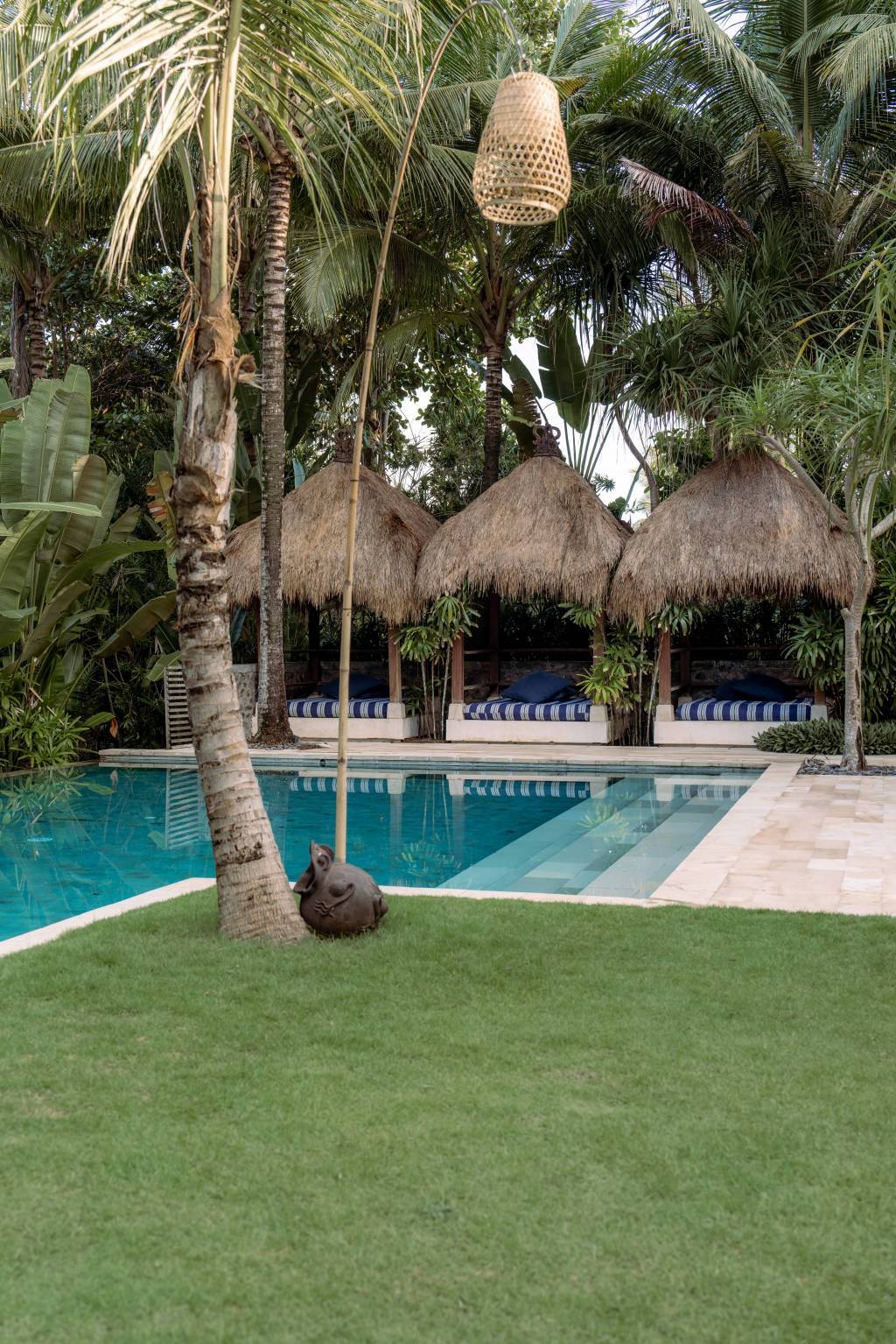 Komune Resort & Beach Club