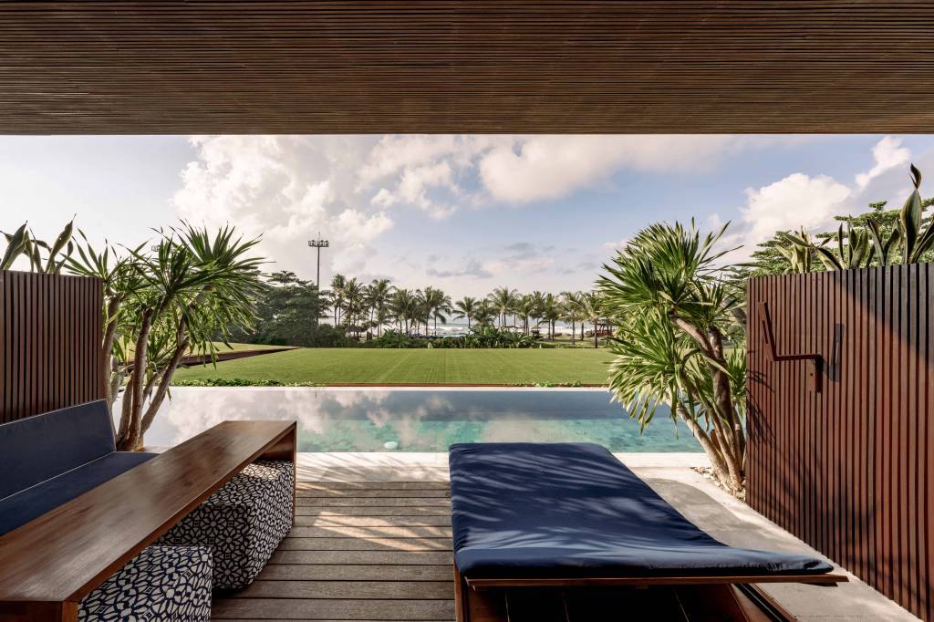 Komune Resort & Beach Club