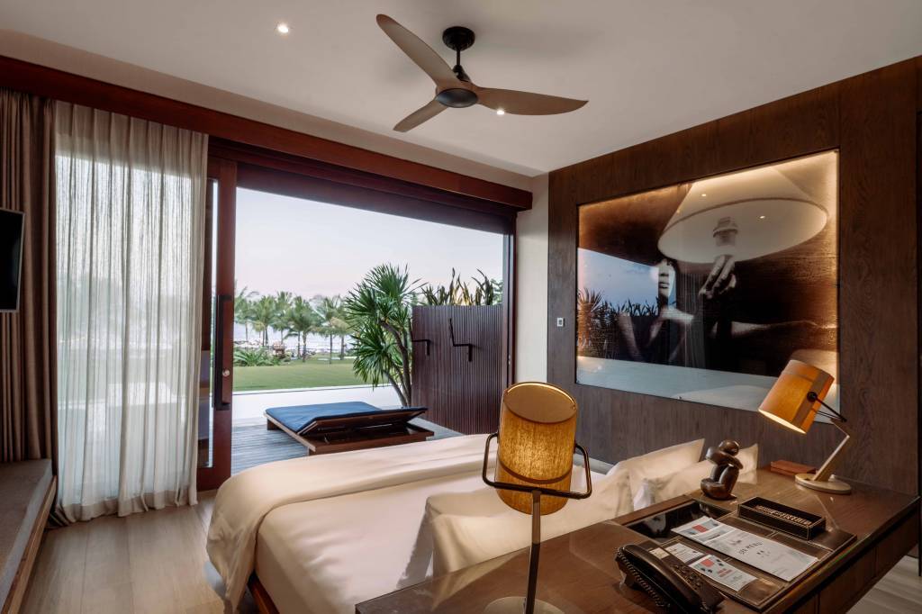 Komune Resort & Beach Club