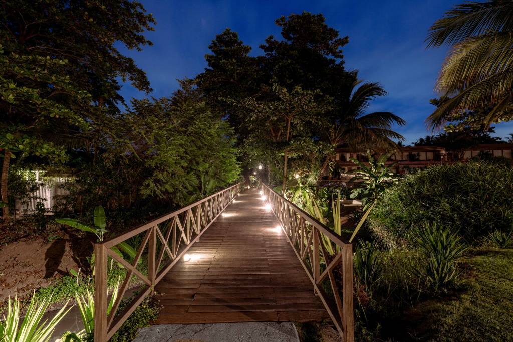 Komune Resort & Beach Club