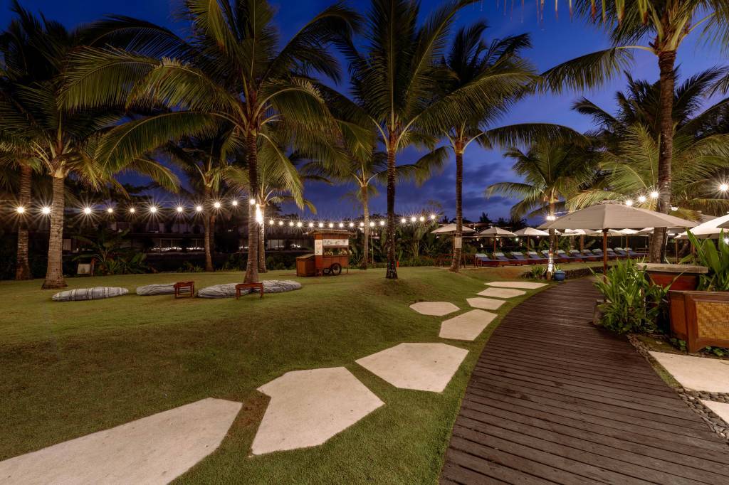 Komune Resort & Beach Club
