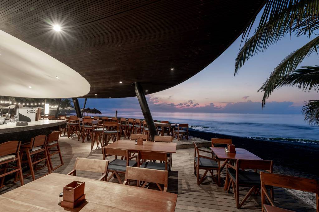 Komune Resort & Beach Club